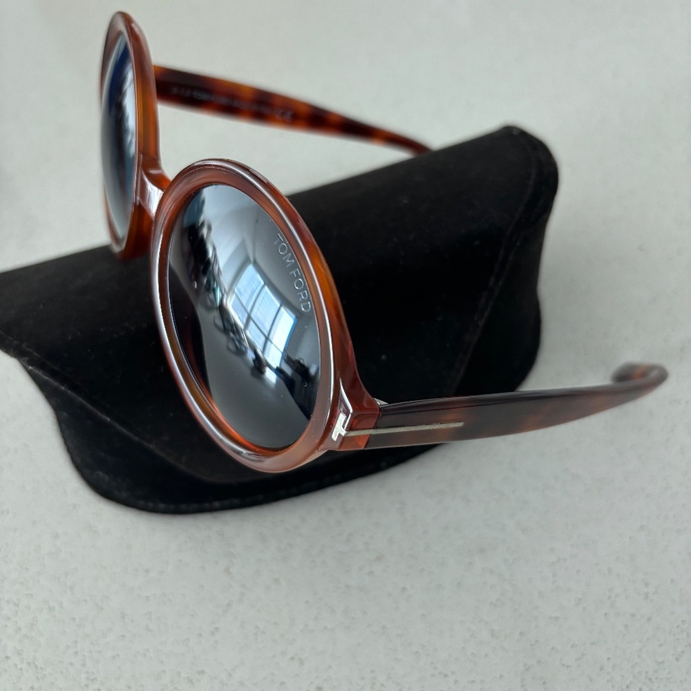 Tom Ford Sunglasses - Picture 4 of 7